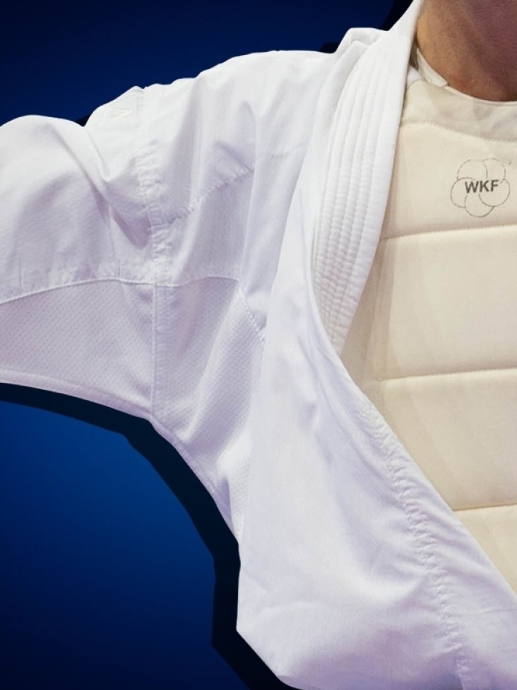 Arawaza Onyx Evolution WKF Kumite Karate Uniform 150 cm
